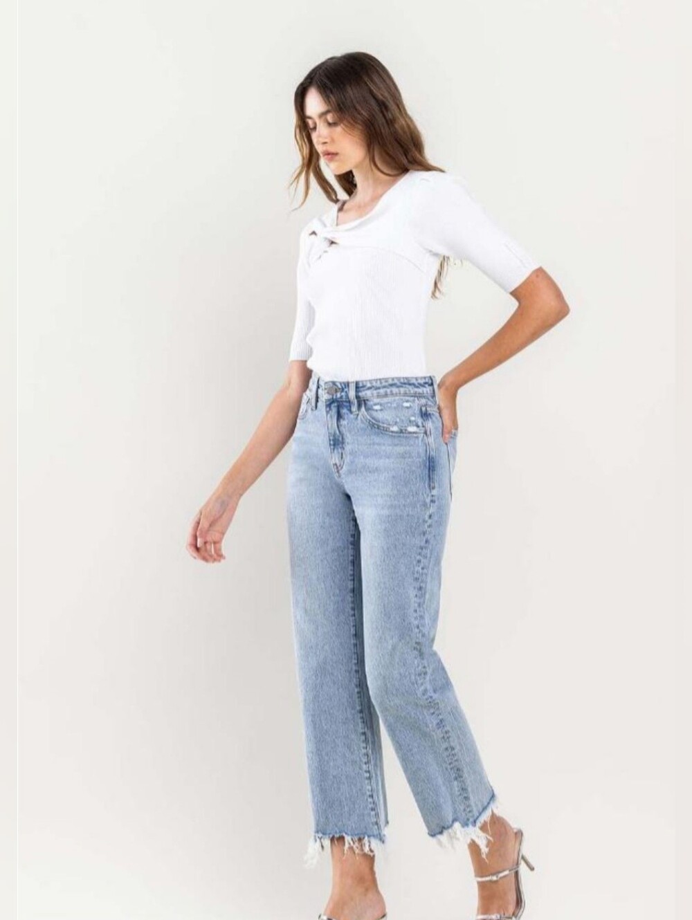 NWOT Vervet Kendall High Rise Distressed Dad Jeans